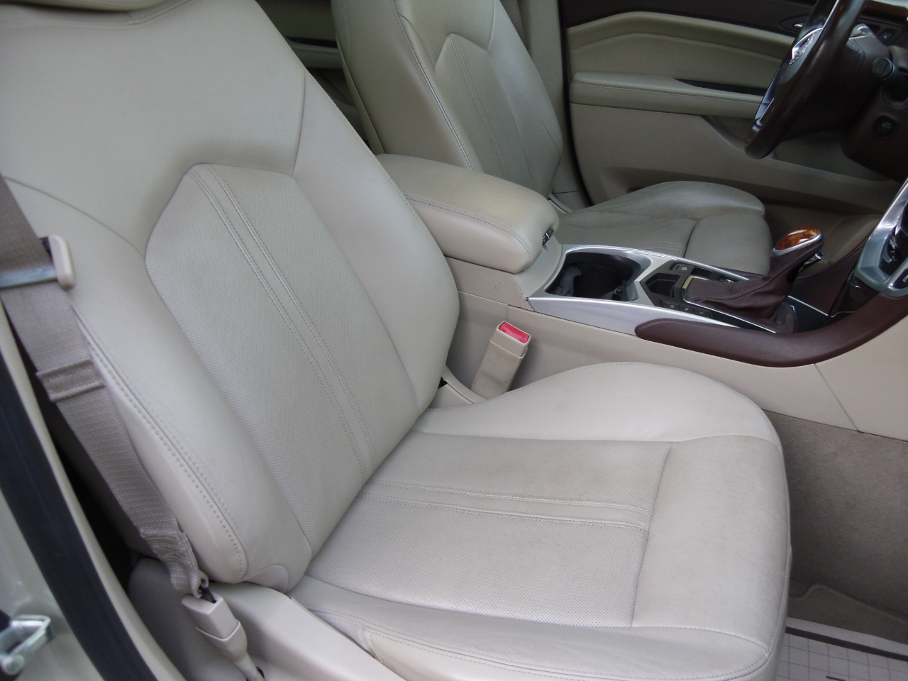 Cadillac SRX FWD 4dr Luxury Collection 2013