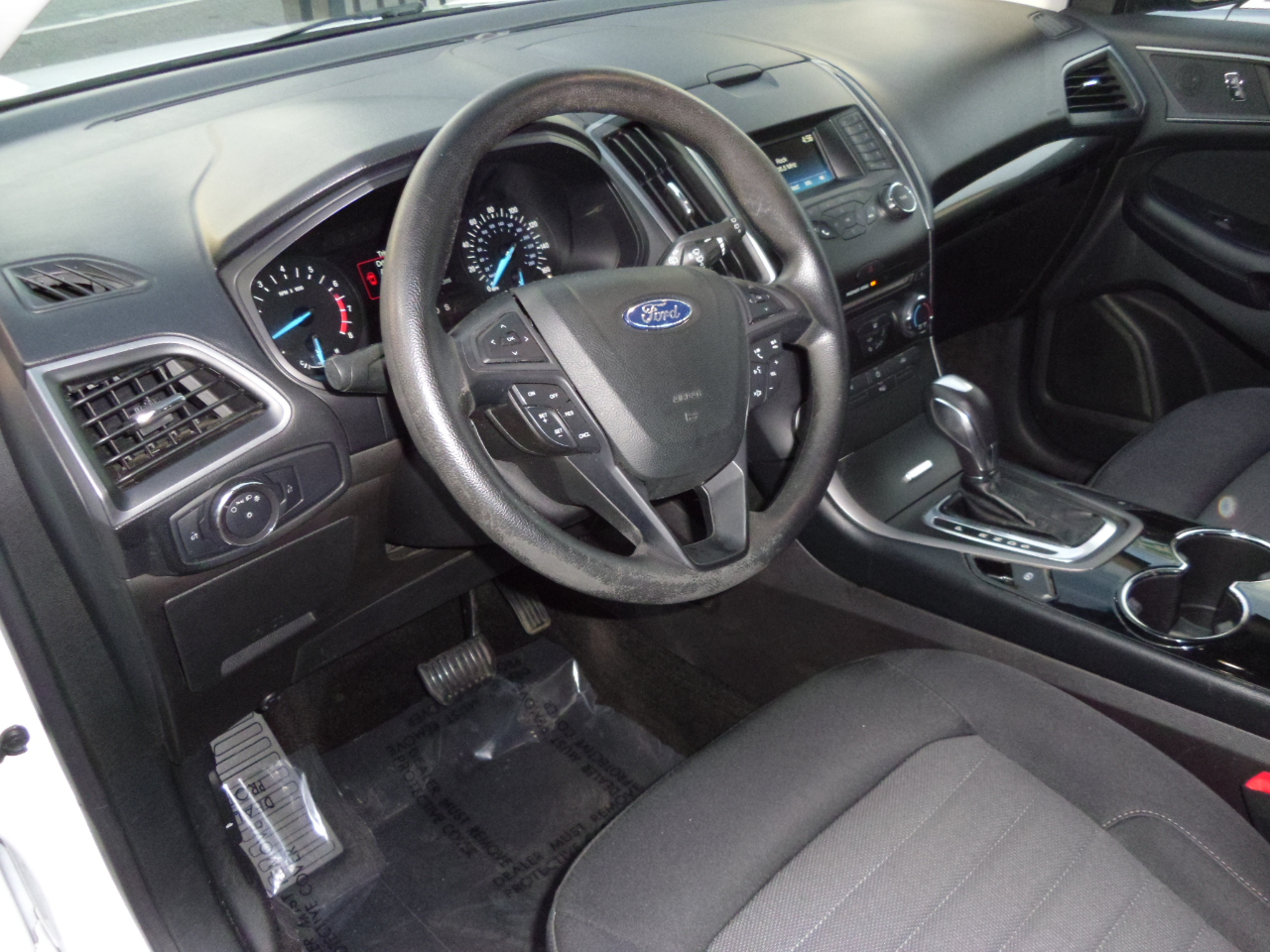 Ford Edge SE FWD 2018