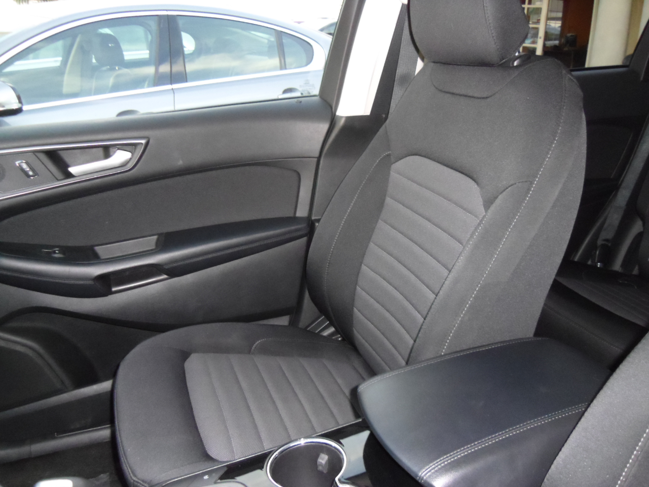 Ford Edge SE FWD 2018