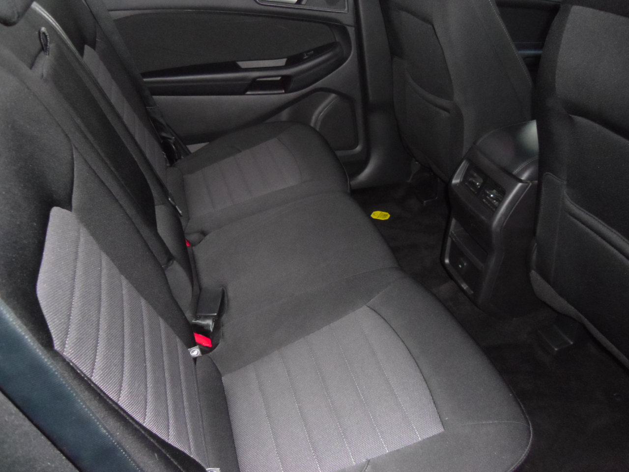 Ford Edge SE FWD 2018