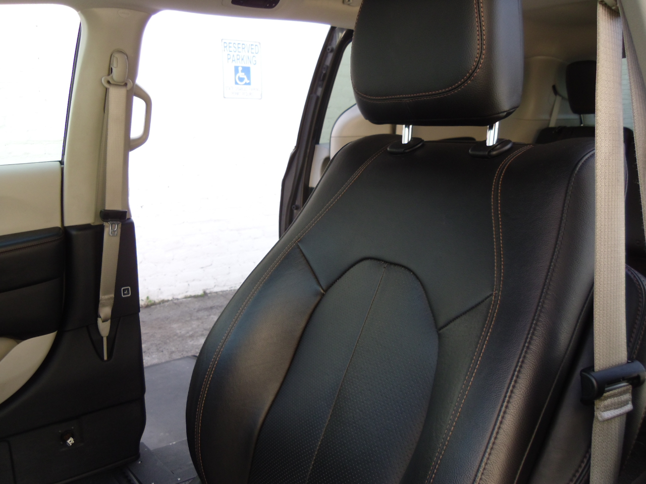 Chrysler Pacifica Touring L Plus FWD 2018