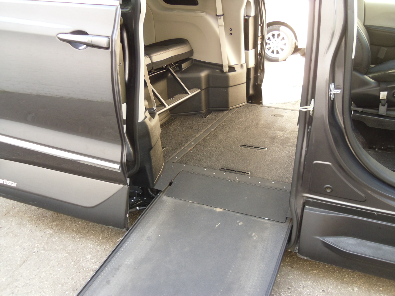 Chrysler Pacifica Touring L Plus FWD 2018