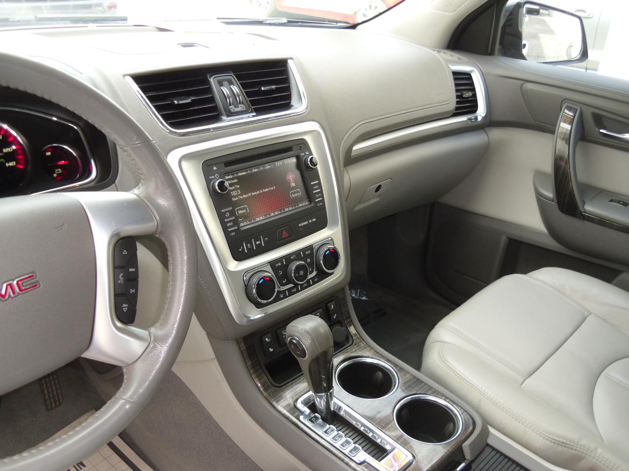 GMC Acadia AWD 4dr SLT w/SLT-1 2015