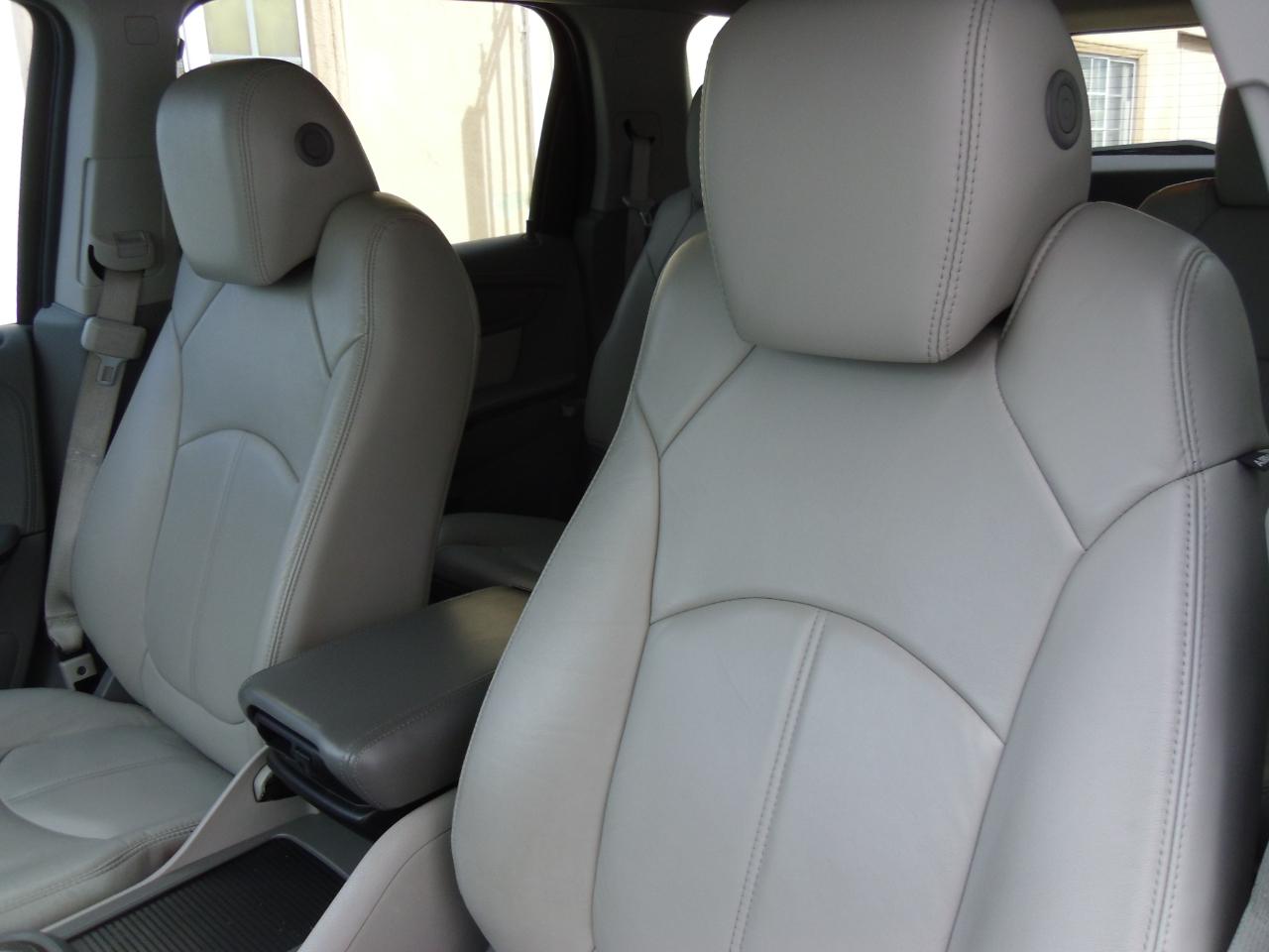 GMC Acadia AWD 4dr SLT w/SLT-1 2015