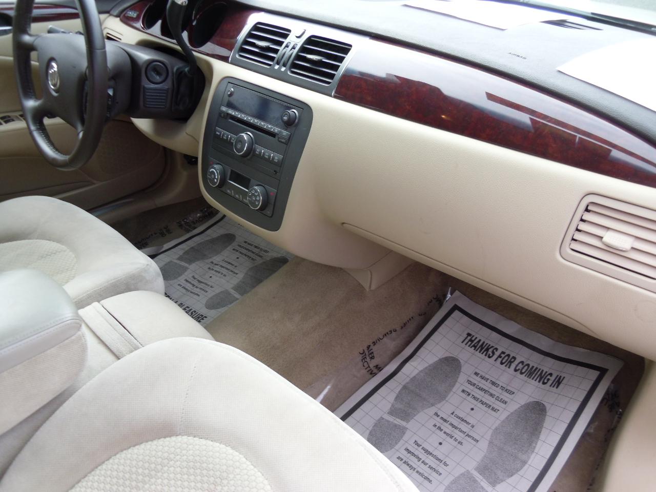 Buick Lucerne 4dr Sdn CX-2 *Ltd Avail* 2010