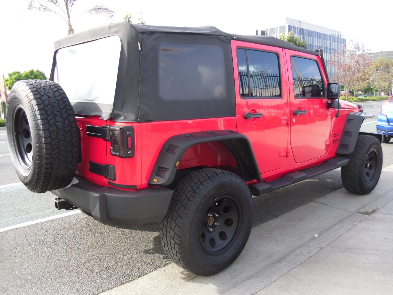 Jeep Wrangler Unlimited 4WD 4dr Sport 2013