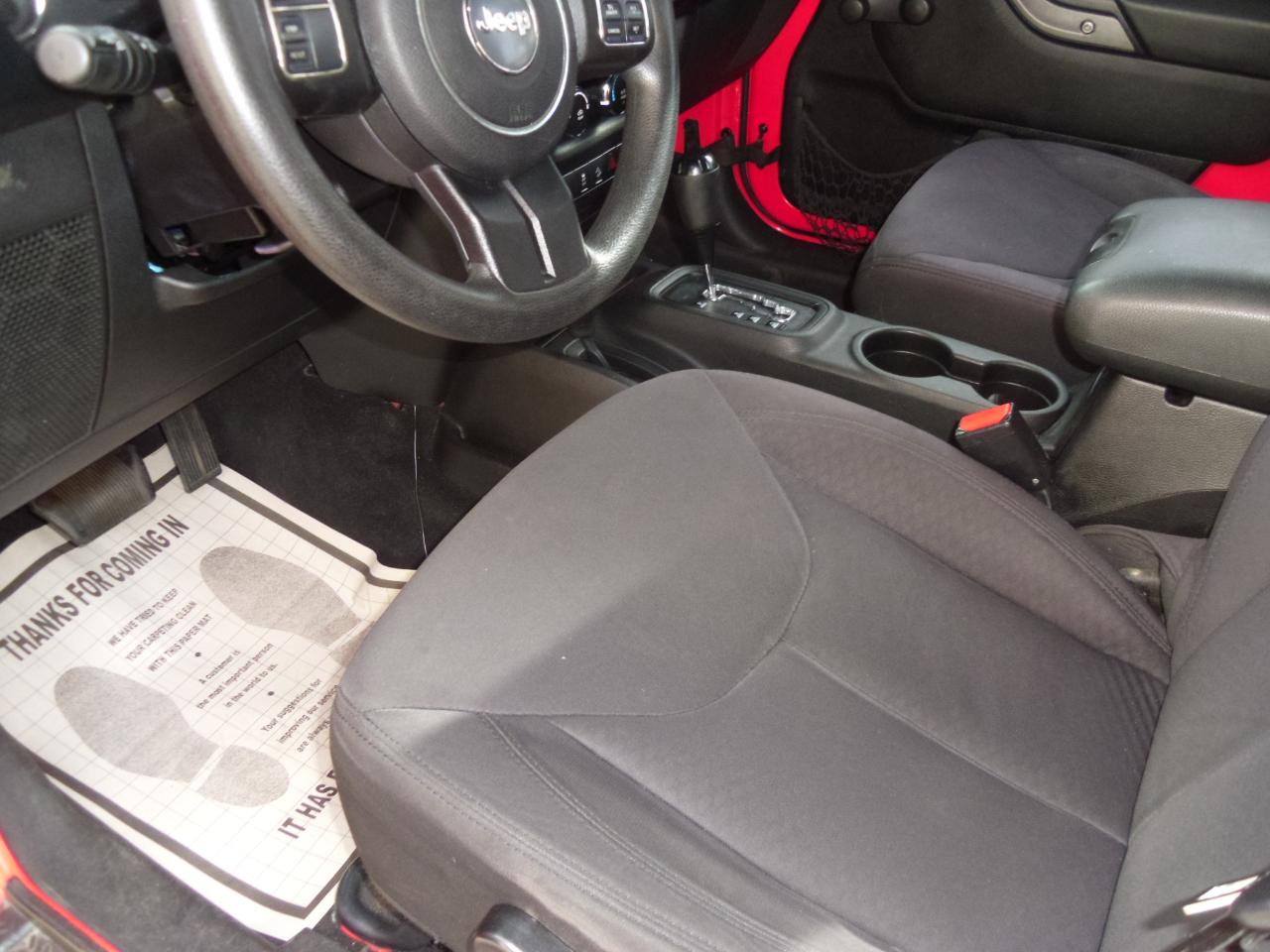 Jeep Wrangler Unlimited 4WD 4dr Sport 2013