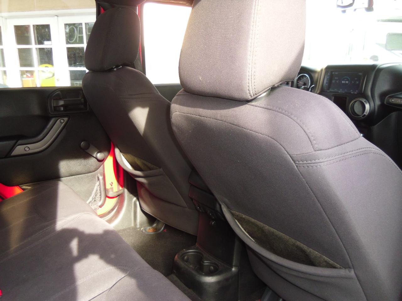 Jeep Wrangler Unlimited 4WD 4dr Sport 2013