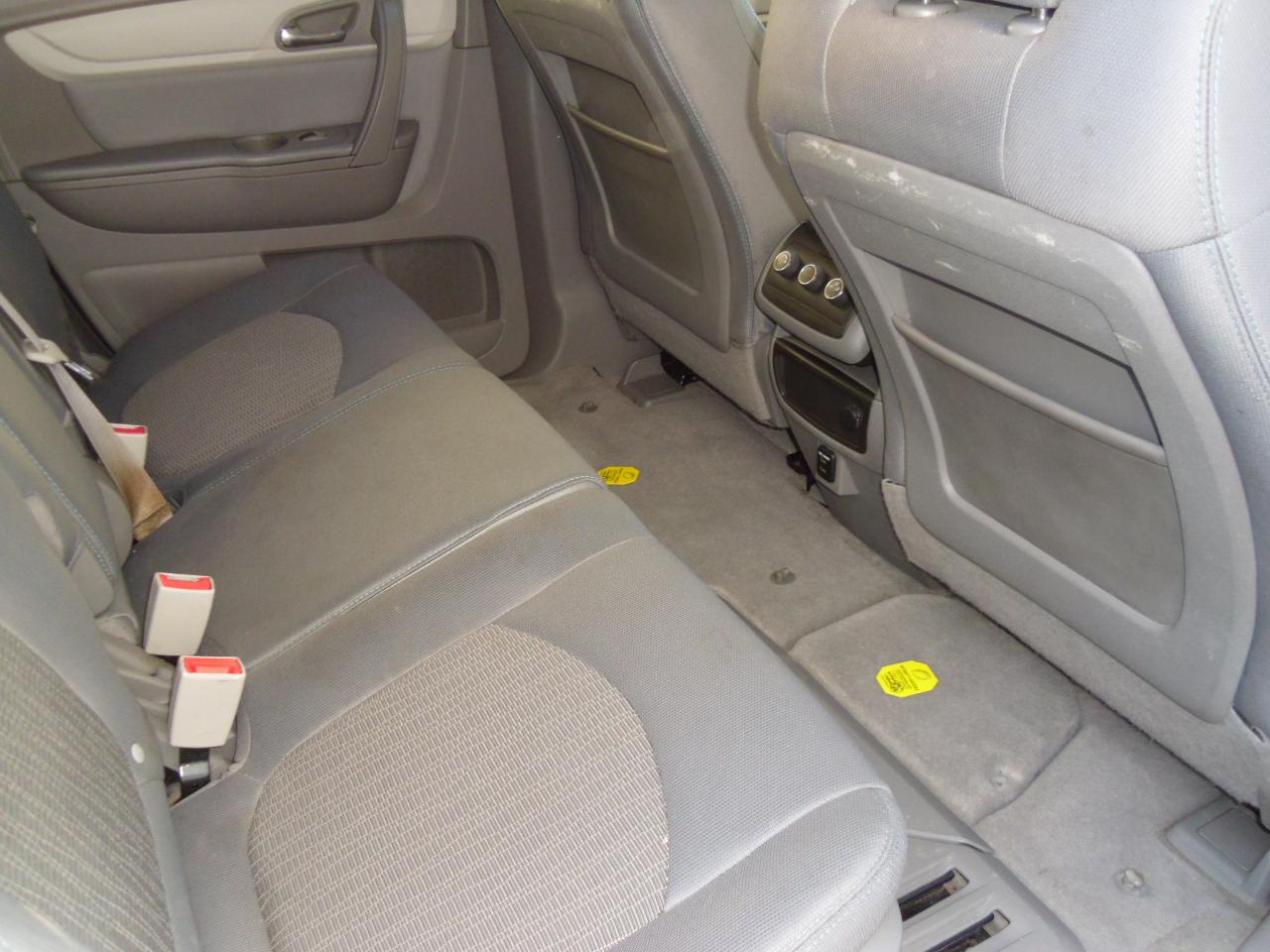 Chevrolet Traverse FWD 4dr LS 2014