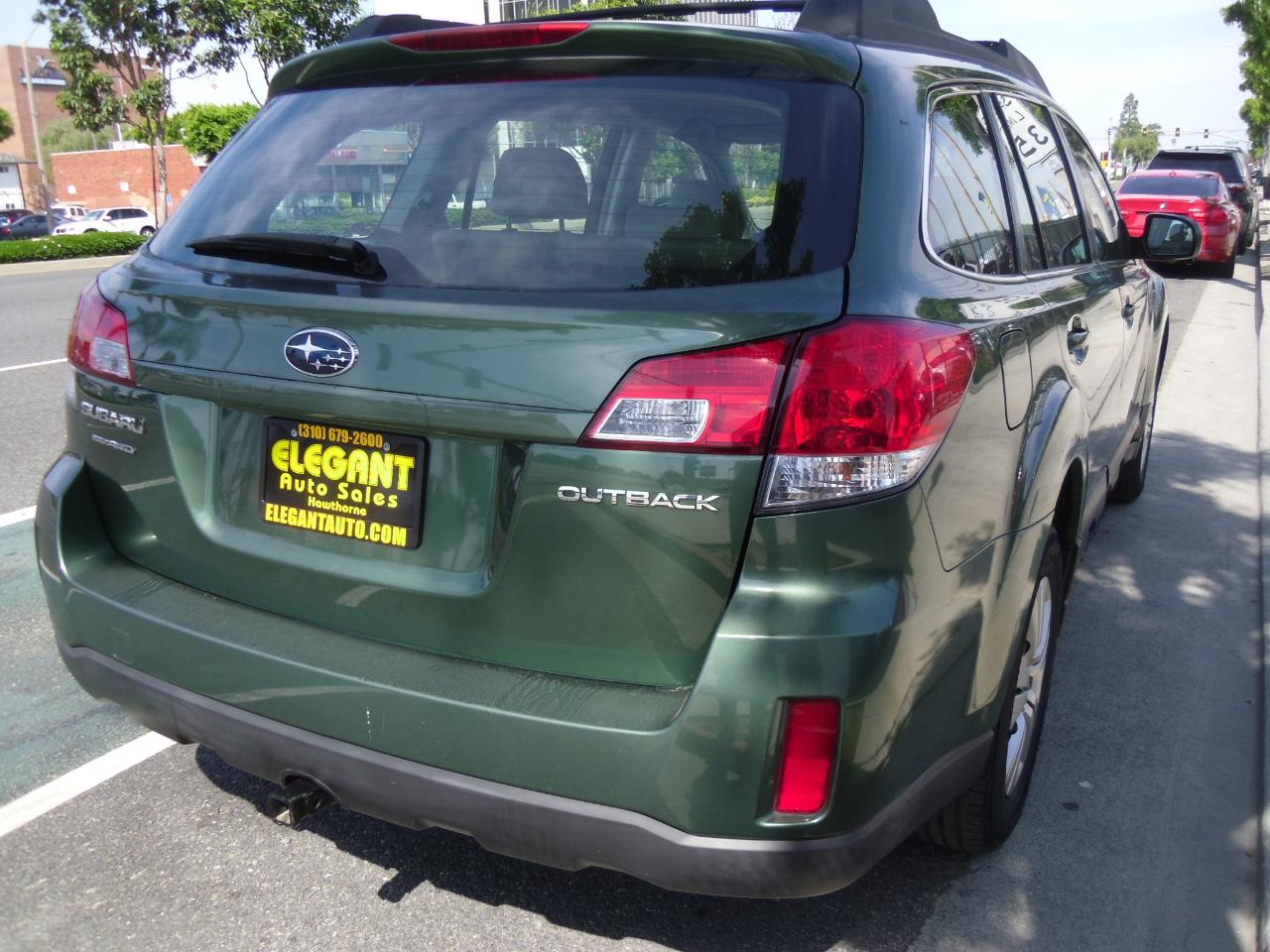 Subaru Outback 4dr Wgn H4 Auto 2.5i 2010