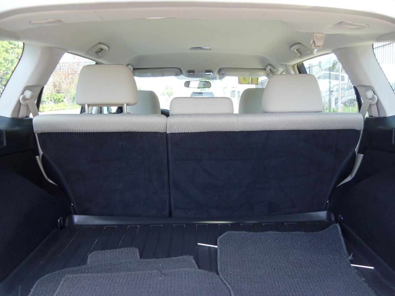 Subaru Outback 4dr Wgn H4 Auto 2.5i 2010