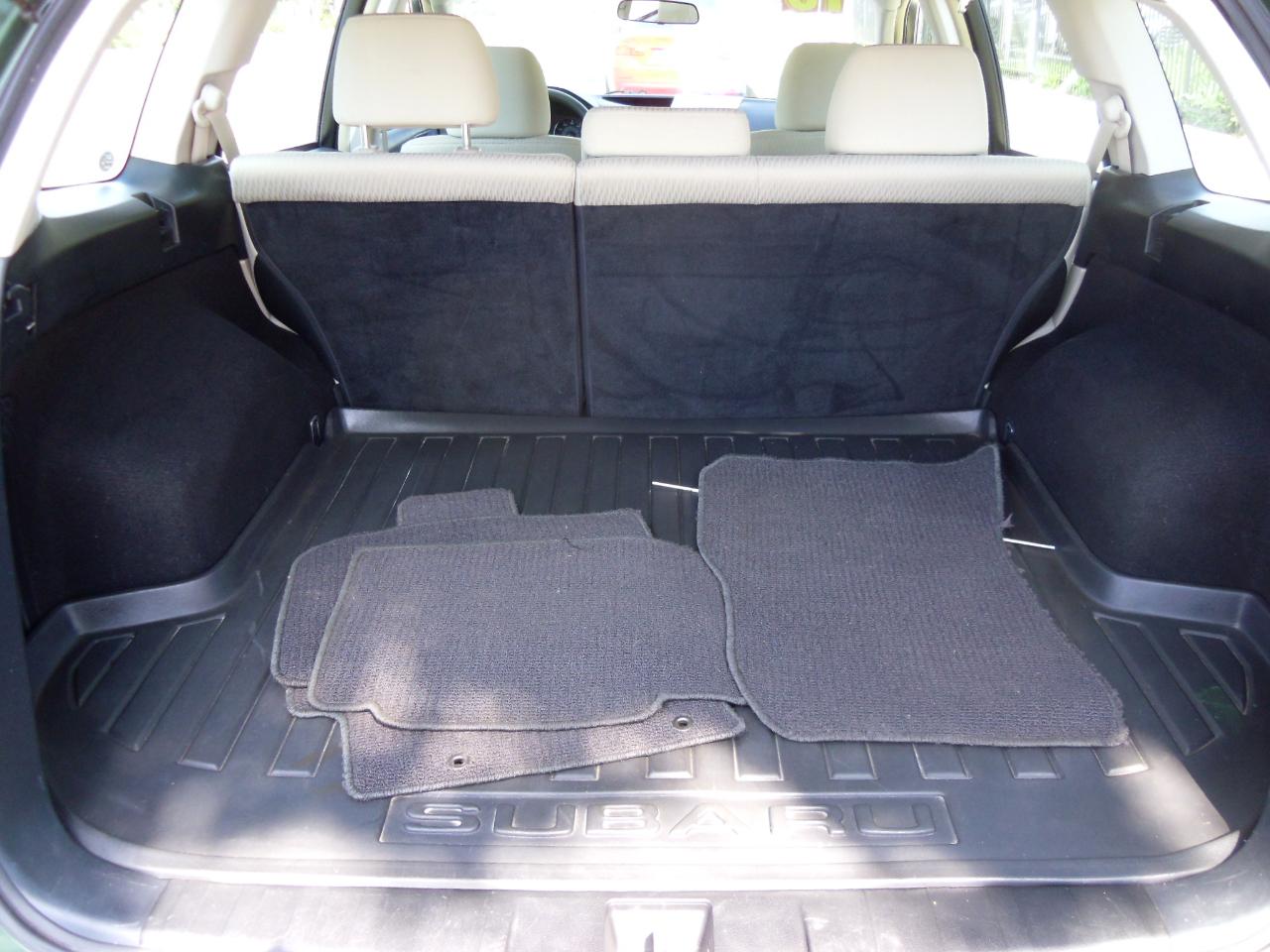 Subaru Outback 4dr Wgn H4 Auto 2.5i 2010