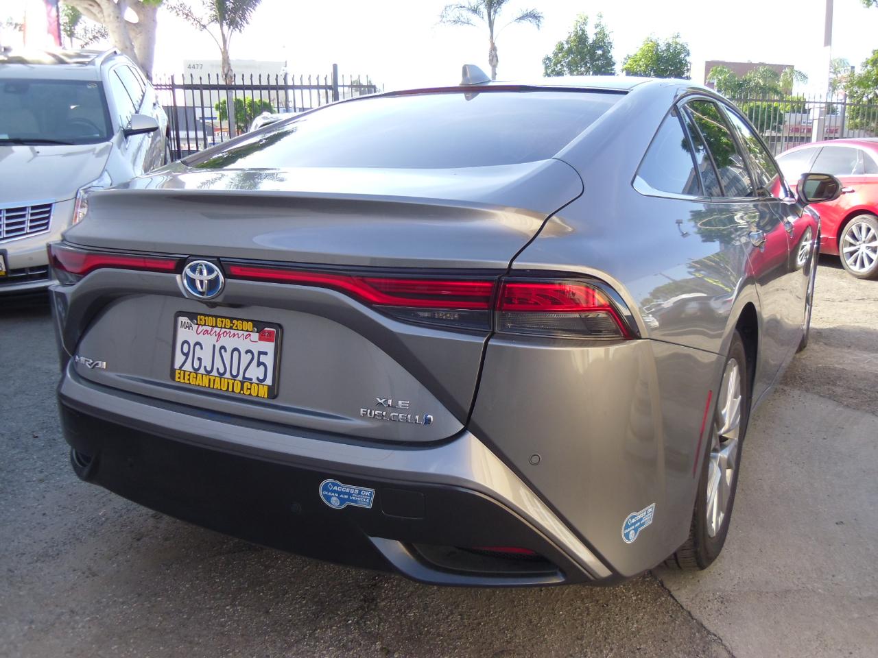 Toyota Mirai XLE Sedan 2021