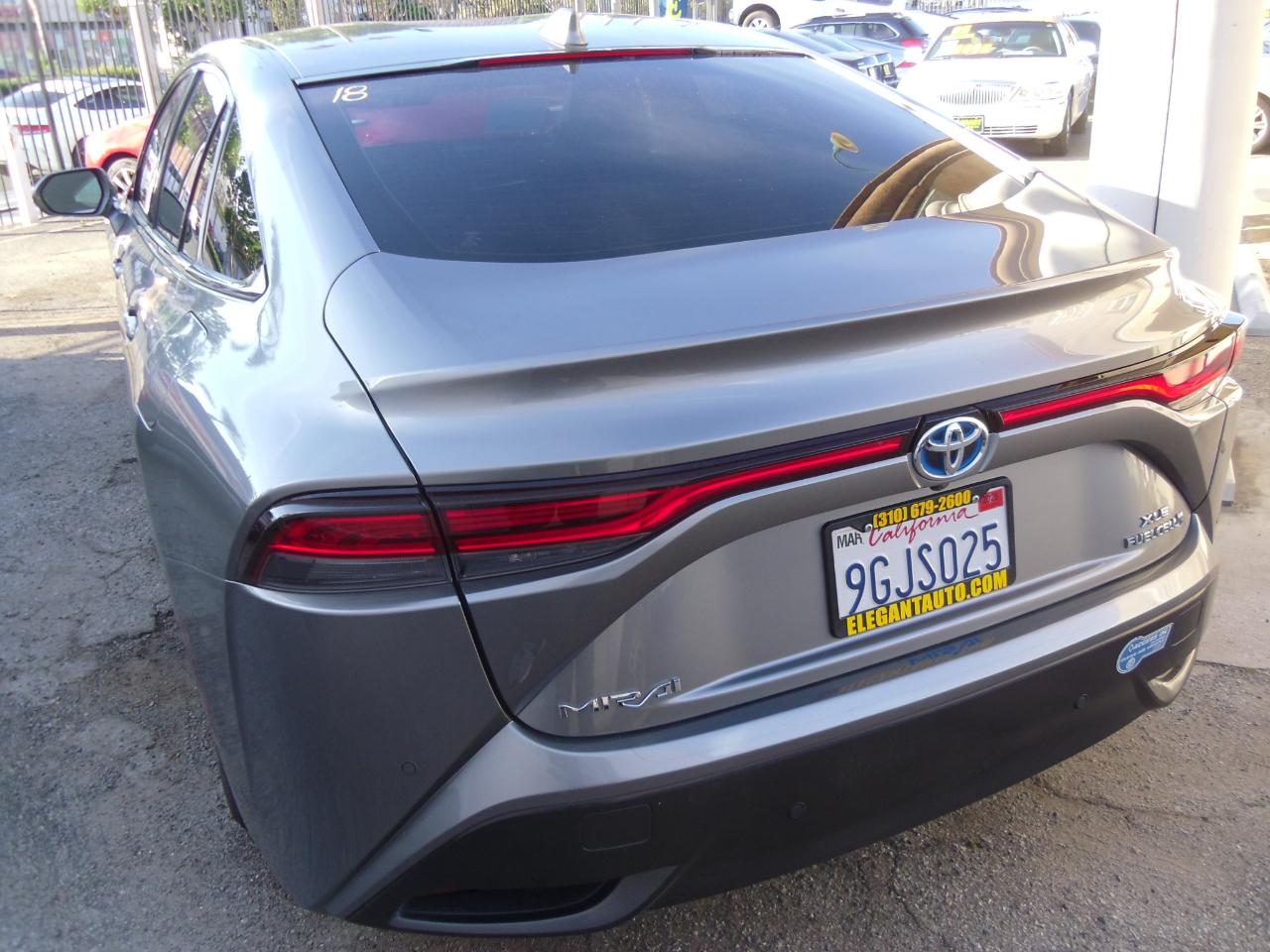 Toyota Mirai XLE Sedan 2021