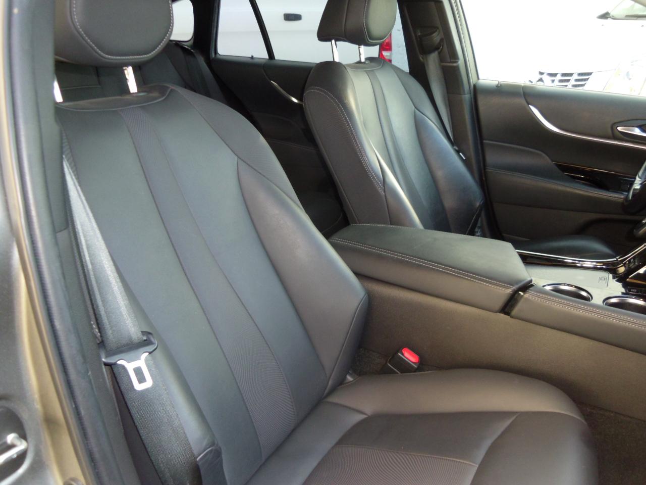 Toyota Mirai XLE Sedan 2021