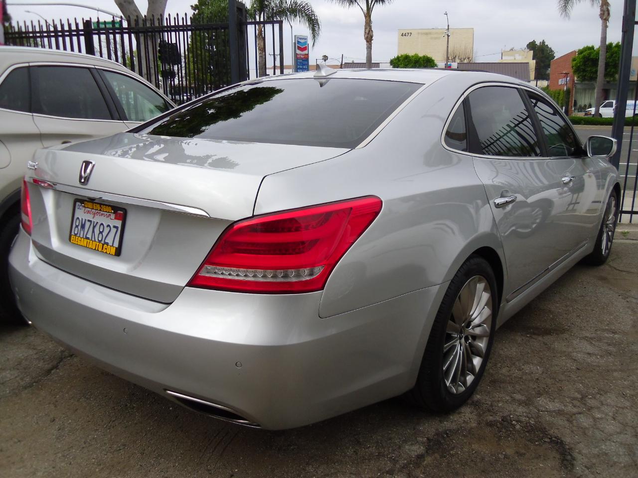 Hyundai Equus 4dr Sdn Signature 2014