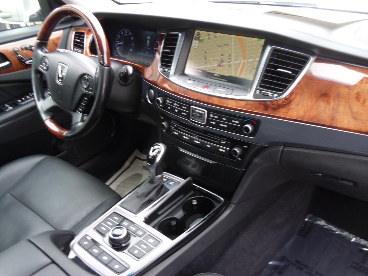 Hyundai Equus 4dr Sdn Signature 2014