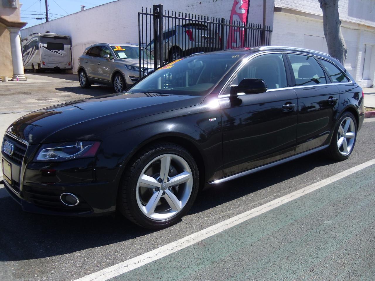 Audi A4 4dr Avant Wgn Auto quattro 2.0T Premium Plus 2012