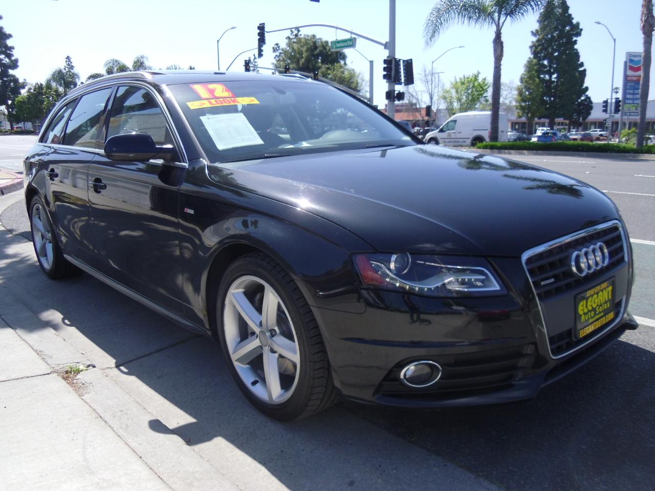 Audi A4 4dr Avant Wgn Auto quattro 2.0T Premium Plus 2012