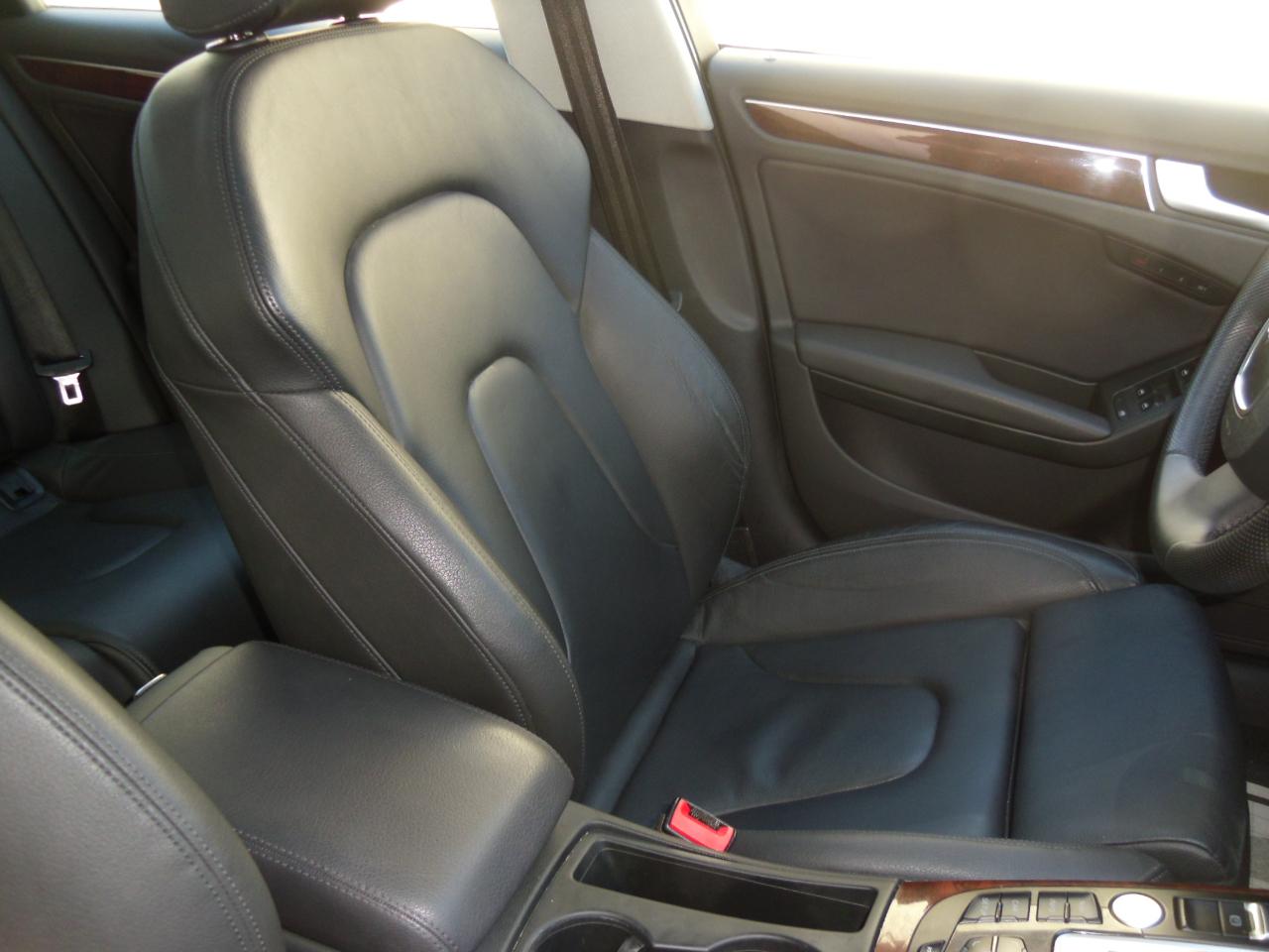 Audi A4 4dr Avant Wgn Auto quattro 2.0T Premium Plus 2012