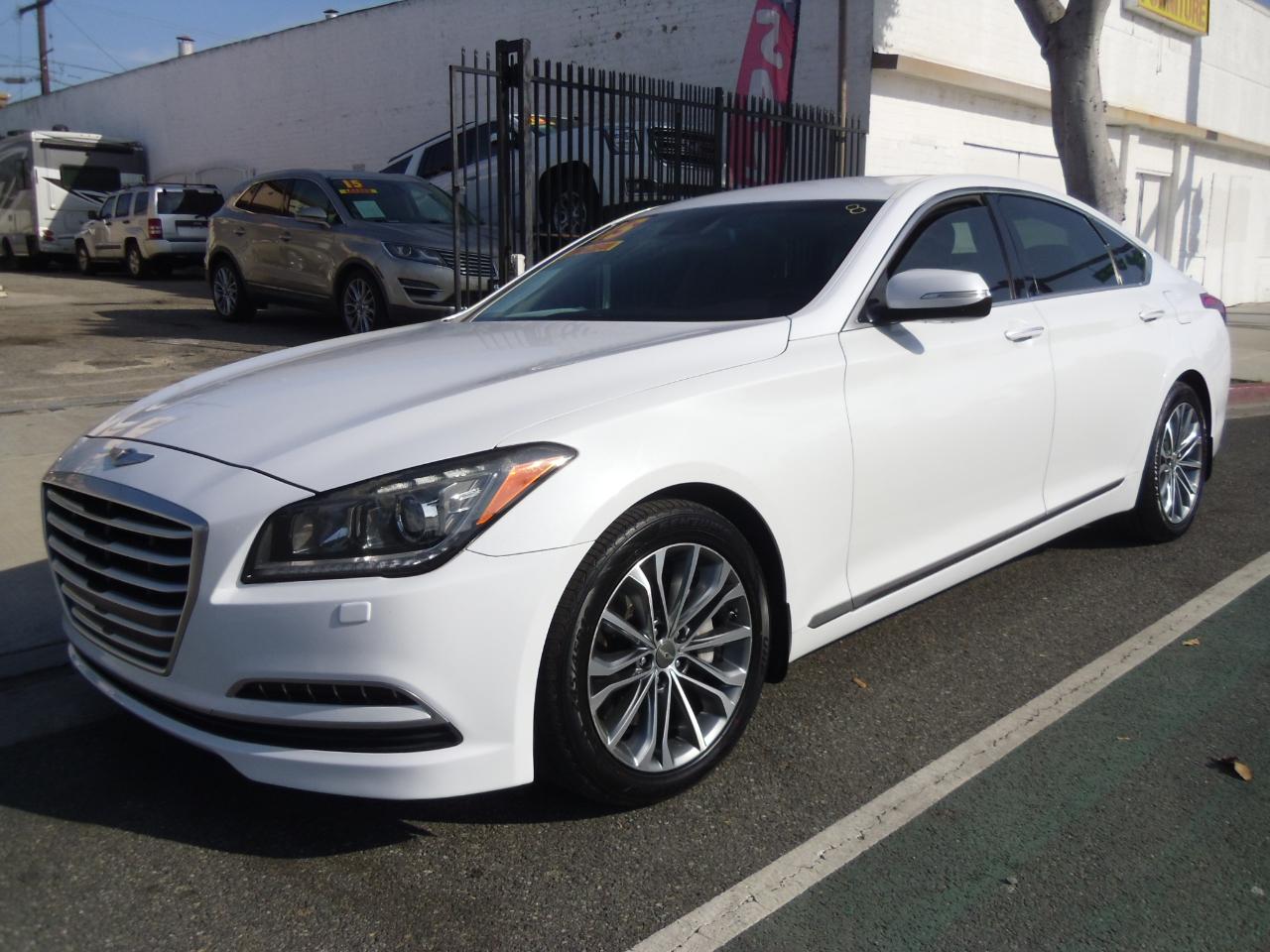 Hyundai Genesis 4dr Sdn V6 3.8L AWD 2015