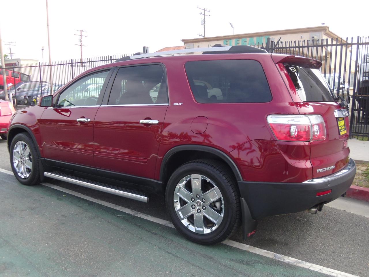 GMC Acadia AWD 4dr SLT2 2010