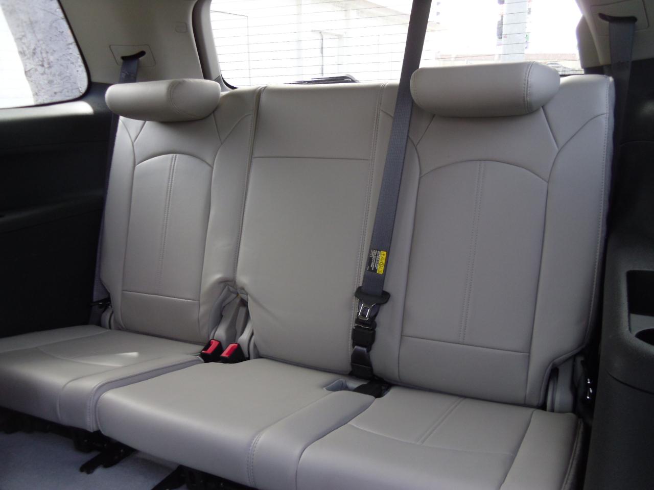 GMC Acadia AWD 4dr SLT2 2010