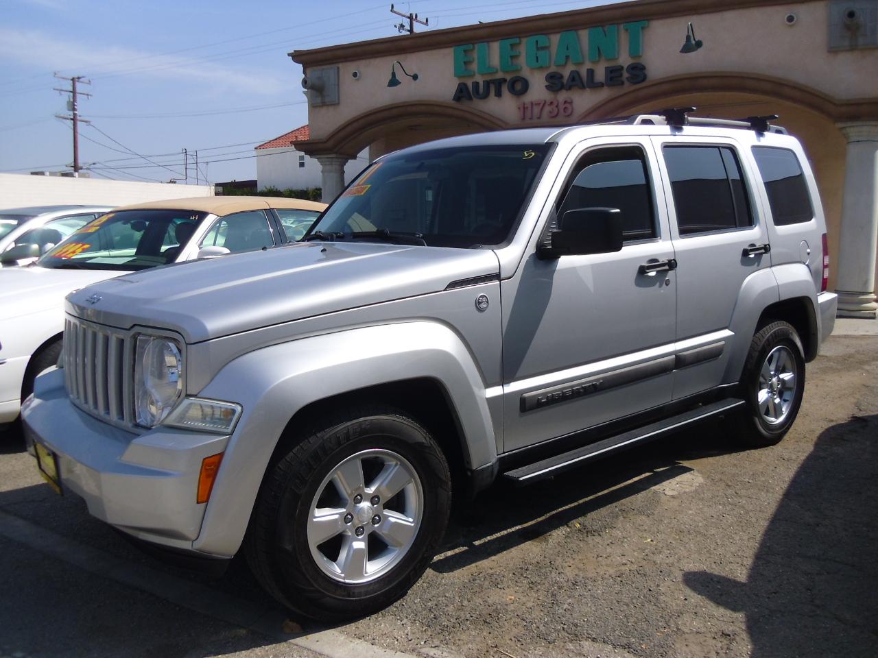 Jeep Liberty 4WD 4dr Sport 2011