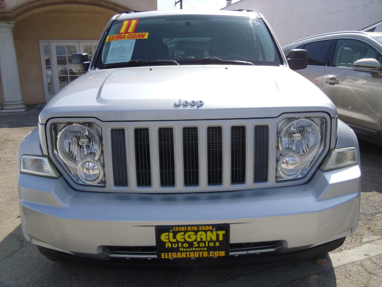 Jeep Liberty 4WD 4dr Sport 2011