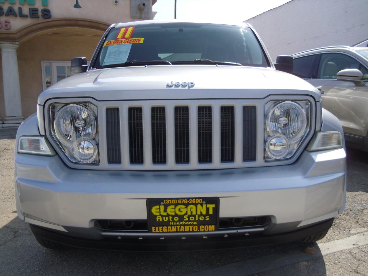 Jeep Liberty 4WD 4dr Sport 2011
