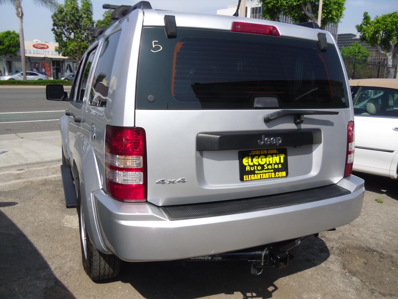 Jeep Liberty 4WD 4dr Sport 2011