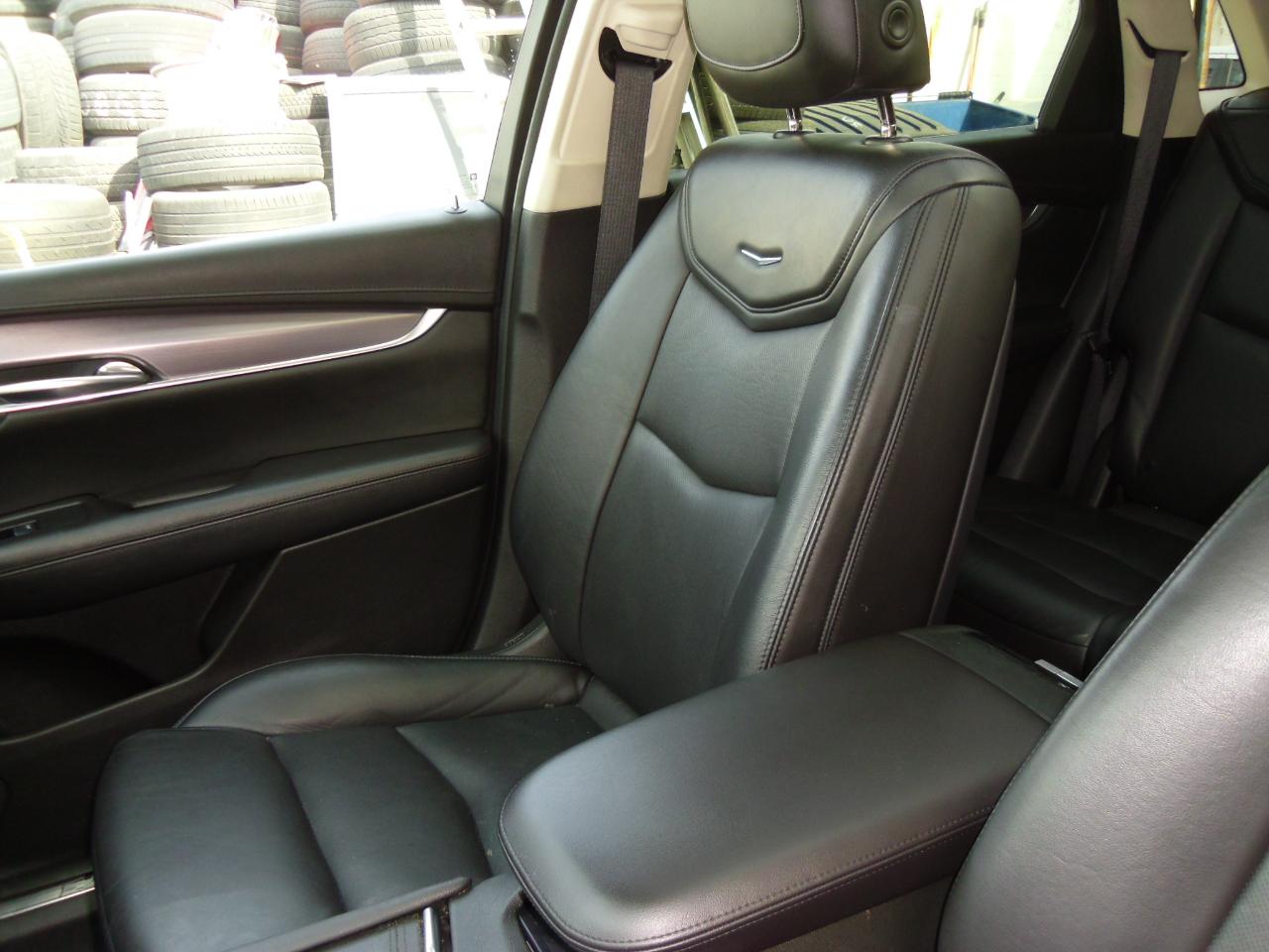 Cadillac XT5 FWD 4dr Luxury 2017