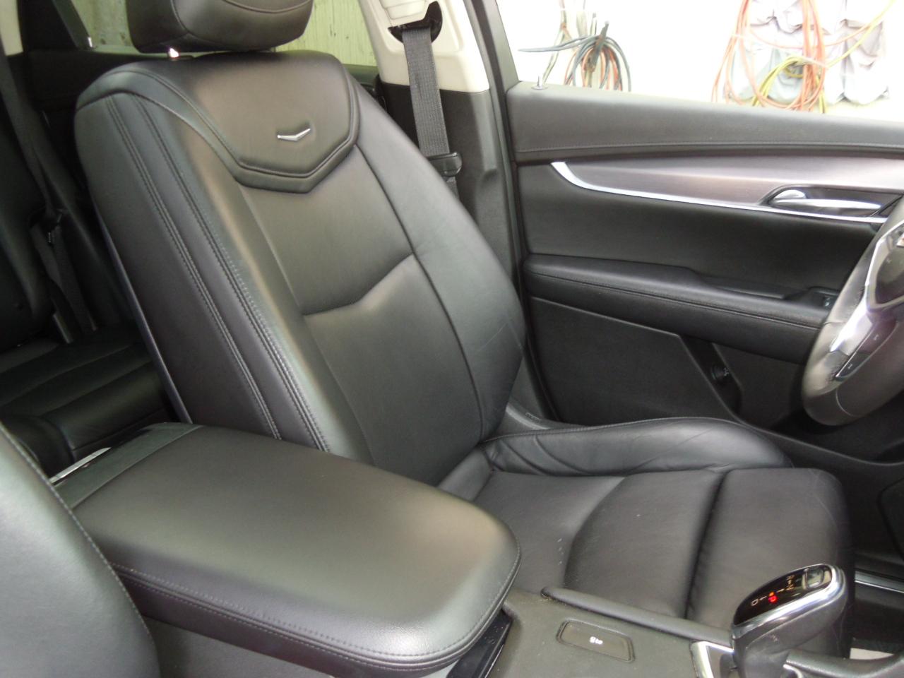 Cadillac XT5 FWD 4dr Luxury 2017