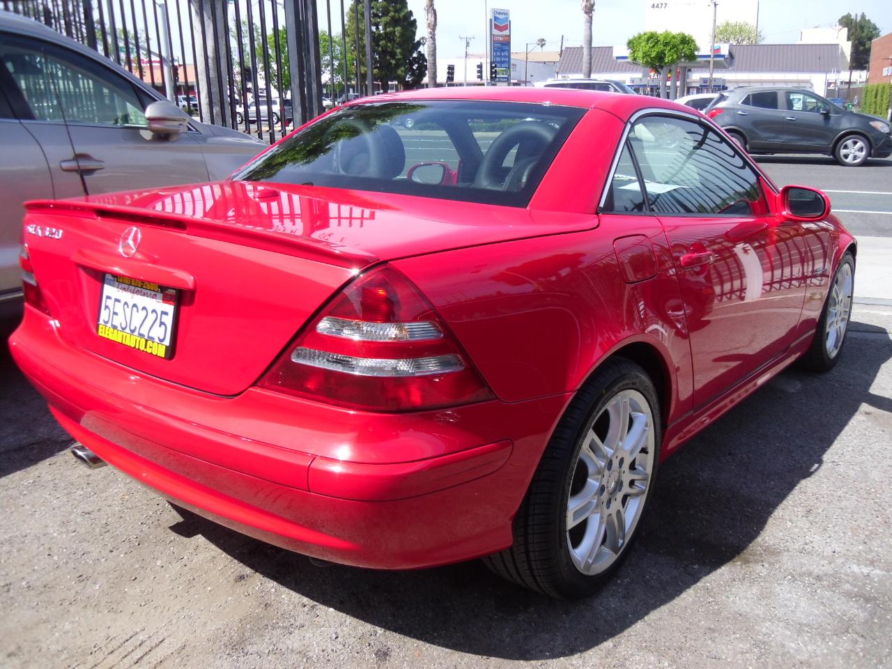 Mercedes-Benz SLK-Class Roadster 3.2L Sp Edition 2004
