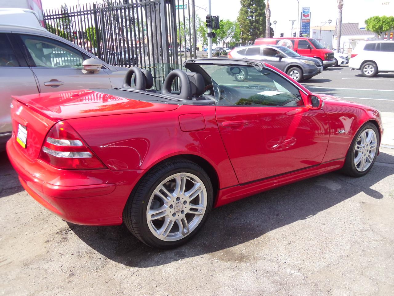 Mercedes-Benz SLK-Class Roadster 3.2L Sp Edition 2004