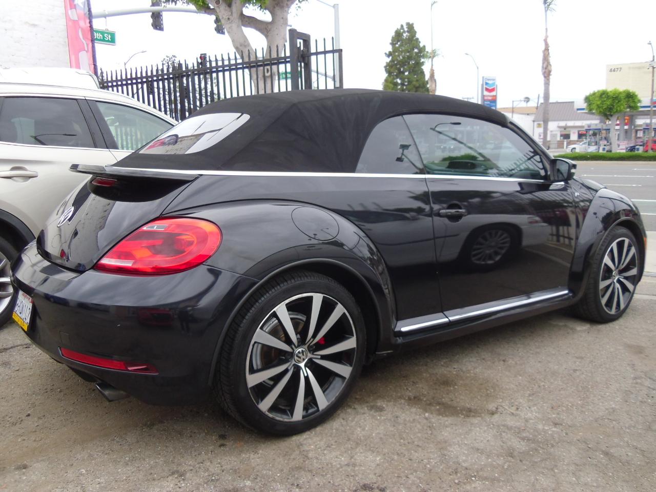 Volkswagen Beetle Convertible 2dr Man 2.0T R-Line PZEV 2014