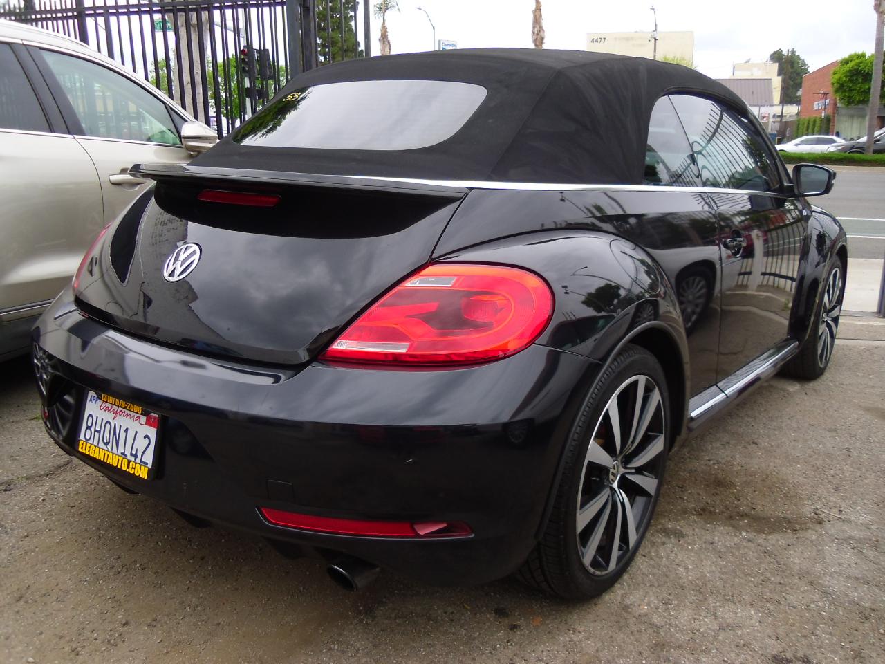 Volkswagen Beetle Convertible 2dr Man 2.0T R-Line PZEV 2014