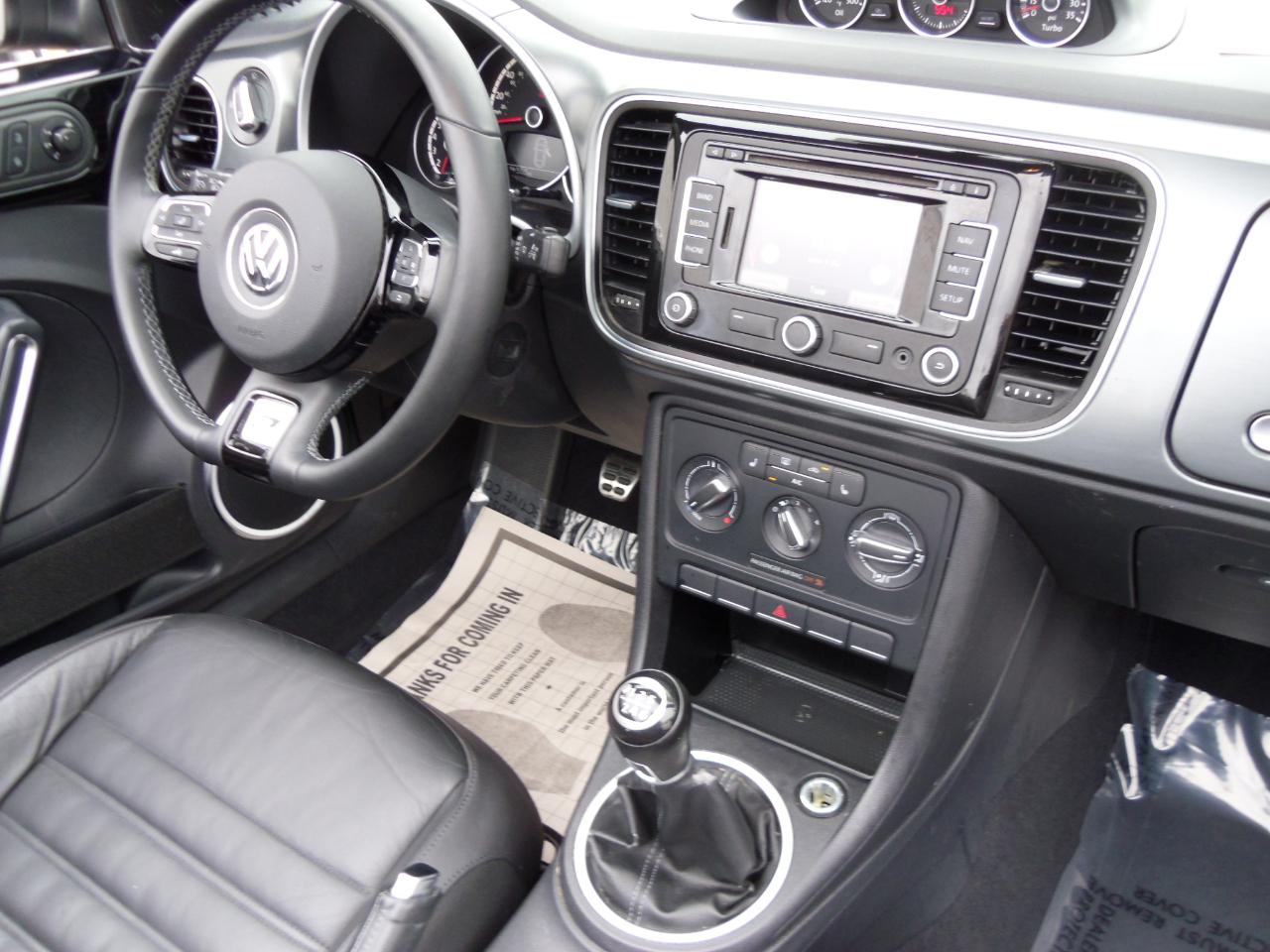 Volkswagen Beetle Convertible 2dr Man 2.0T R-Line PZEV 2014