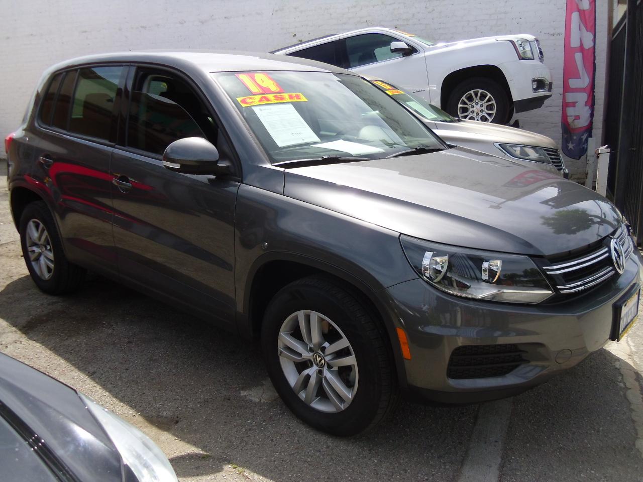 Volkswagen Tiguan 4MOTION 4dr Auto S 2014
