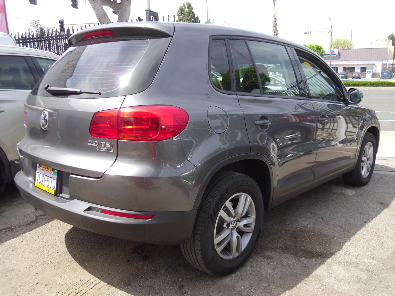 Volkswagen Tiguan 4MOTION 4dr Auto S 2014