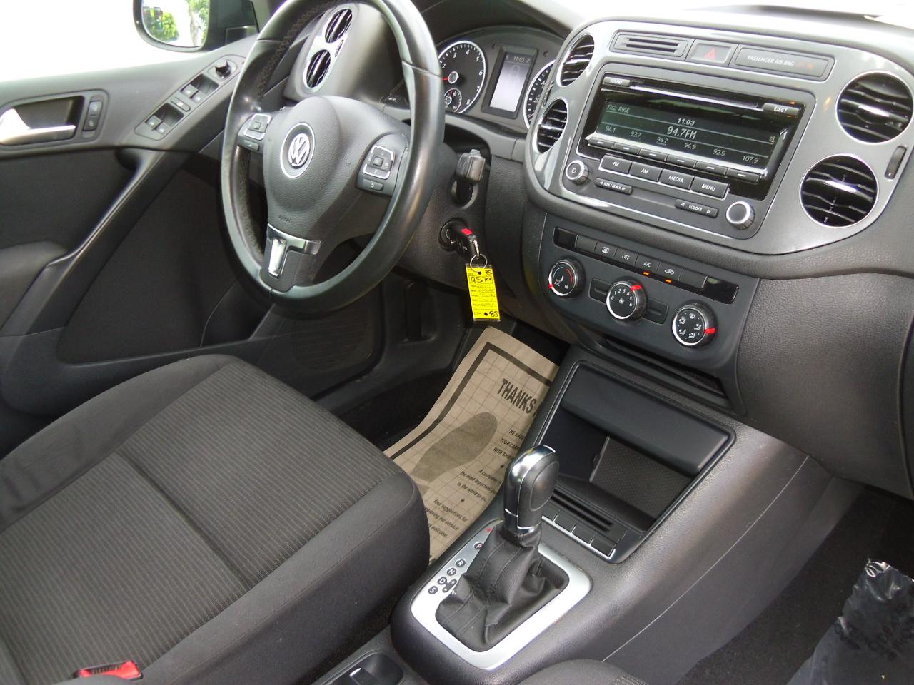 Volkswagen Tiguan 4MOTION 4dr Auto S 2014