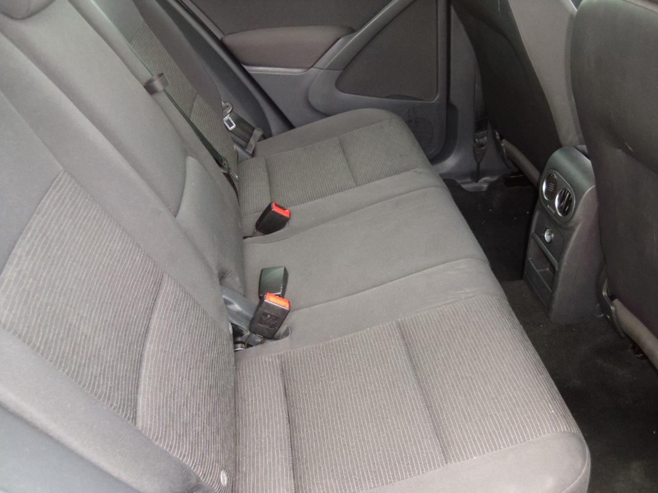 Volkswagen Tiguan 4MOTION 4dr Auto S 2014