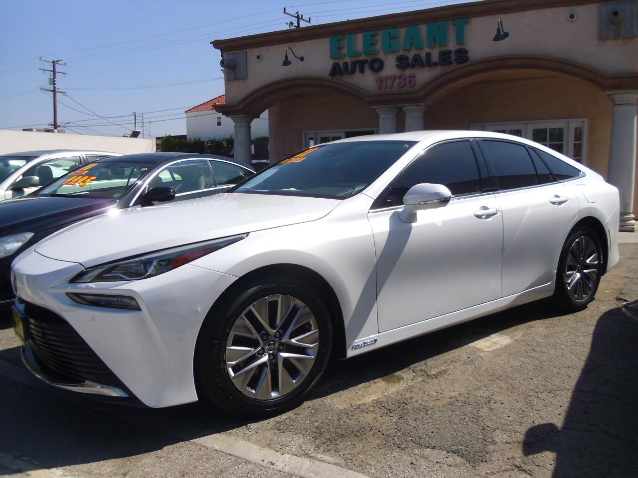 Toyota Mirai XLE Sedan 2021