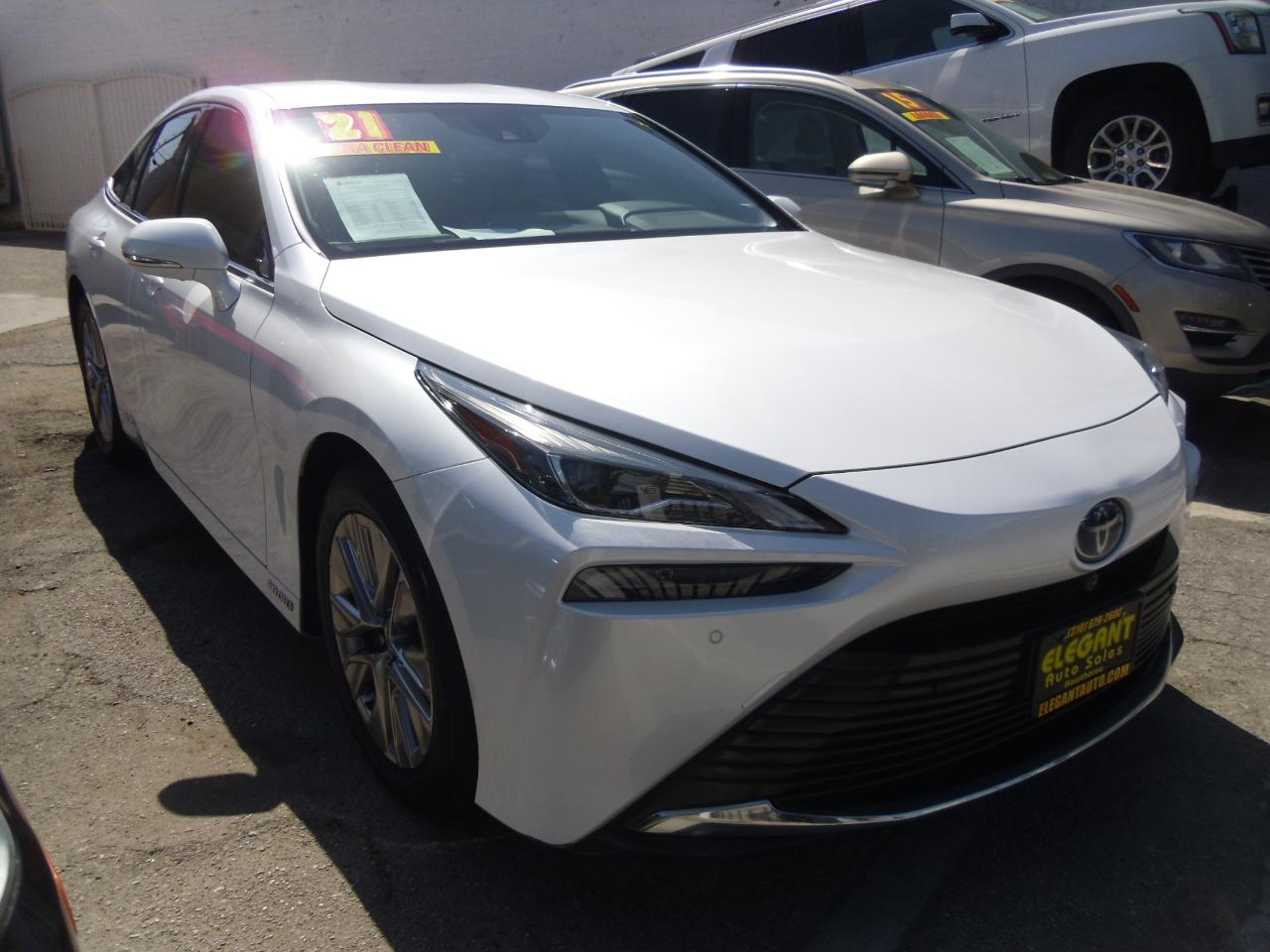 Toyota Mirai XLE Sedan 2021