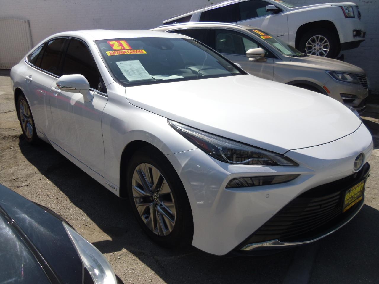 Toyota Mirai XLE Sedan 2021