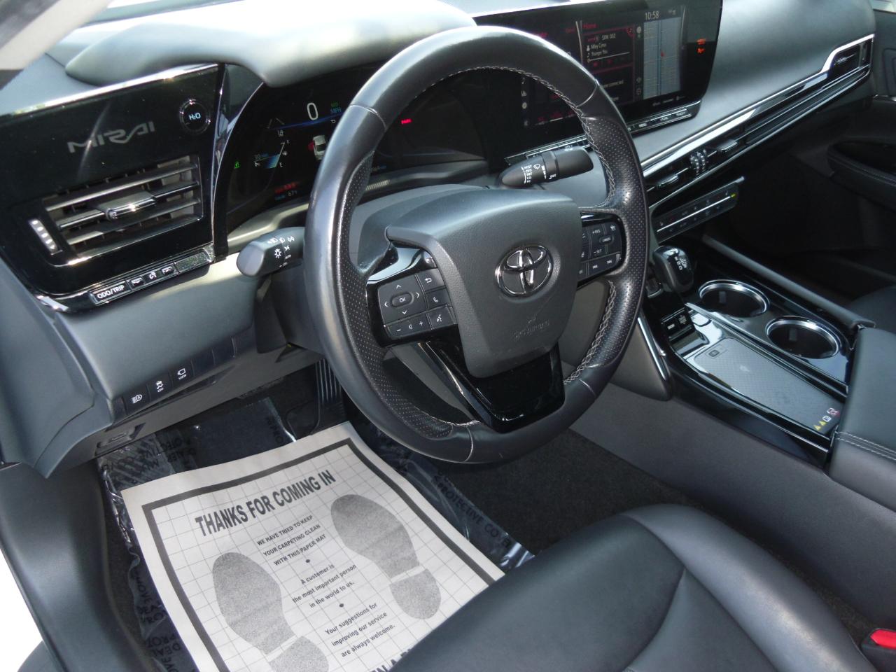 Toyota Mirai XLE Sedan 2021