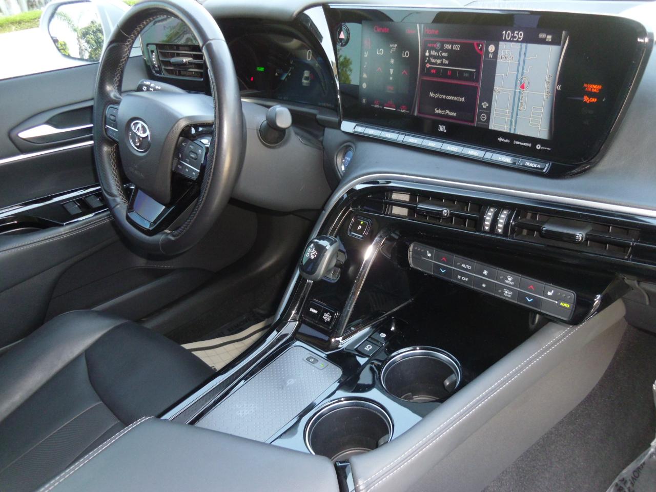 Toyota Mirai XLE Sedan 2021