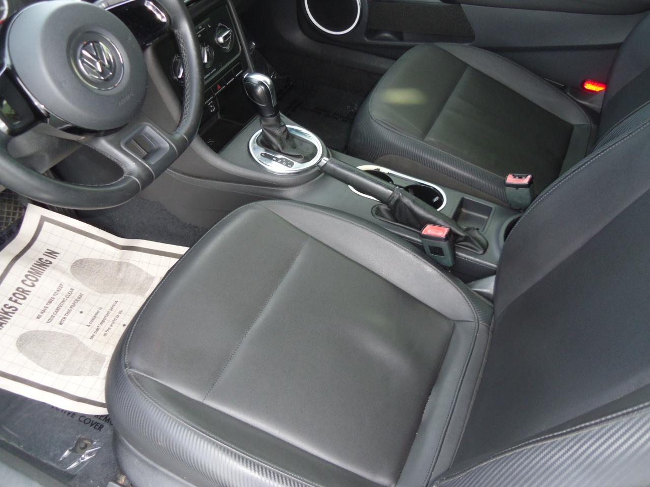 Volkswagen Beetle Coupe 2dr Auto 2.5L PZEV 2013