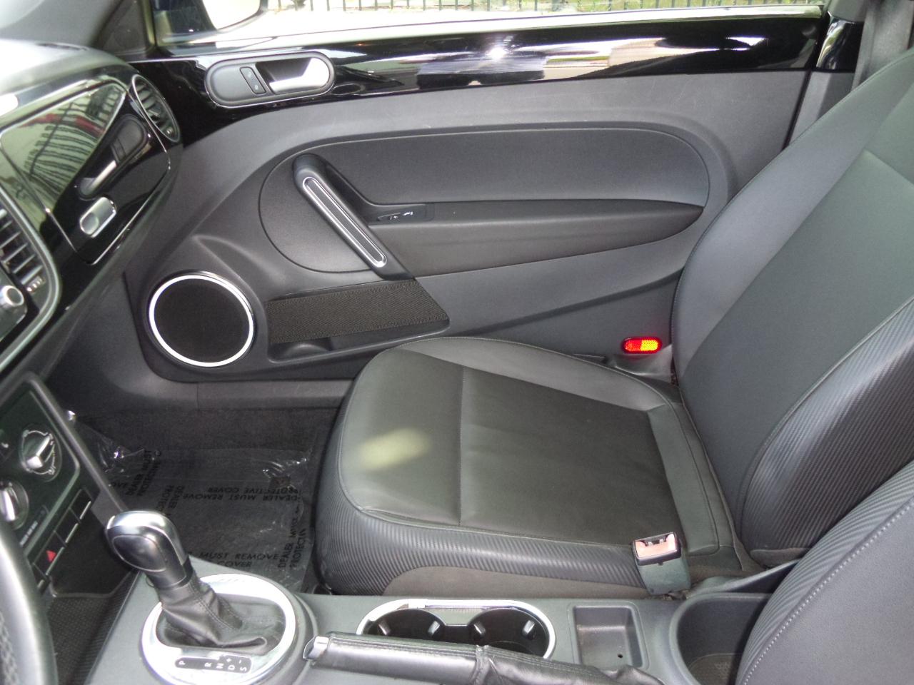 Volkswagen Beetle Coupe 2dr Auto 2.5L PZEV 2013