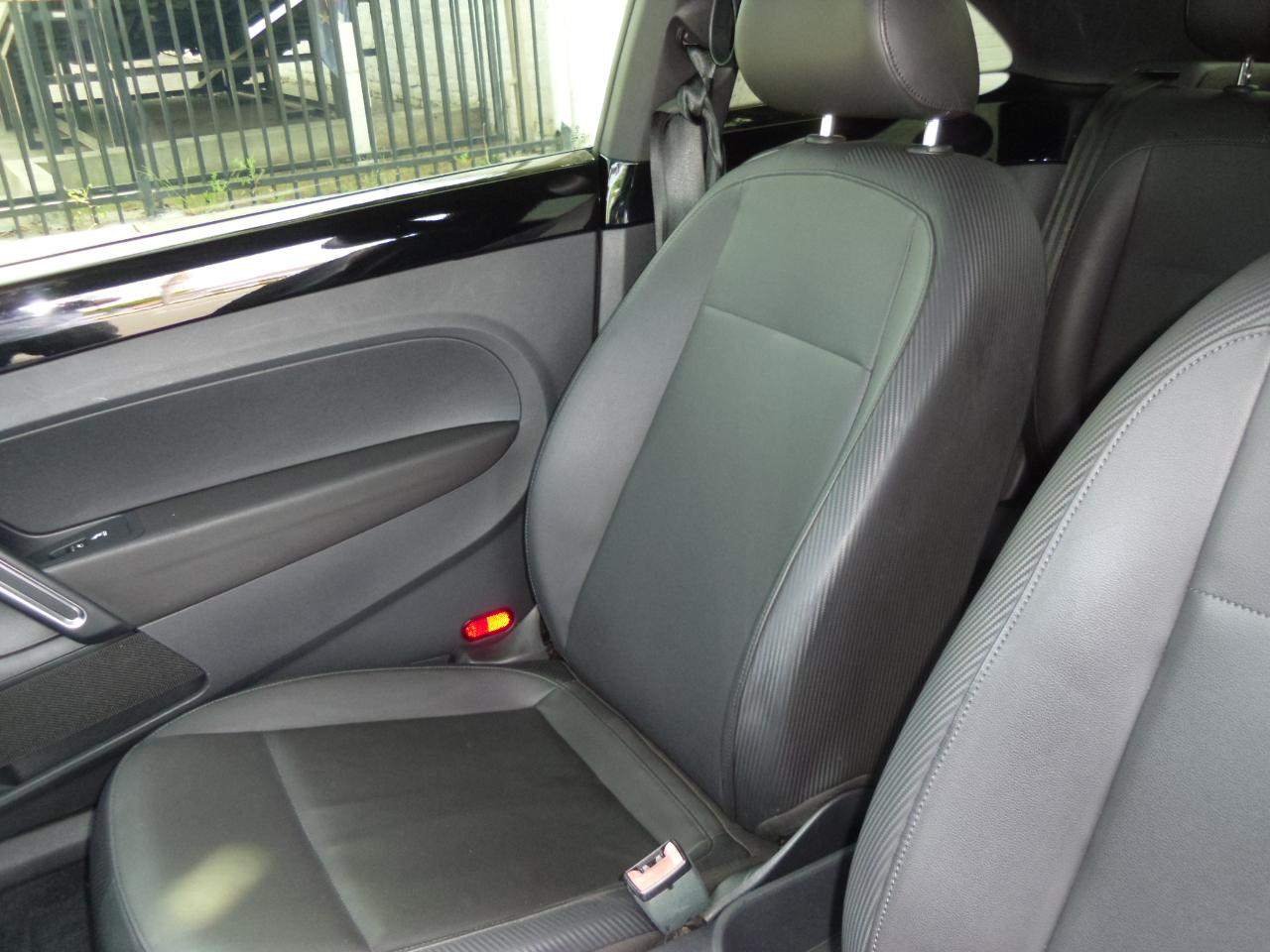 Volkswagen Beetle Coupe 2dr Auto 2.5L PZEV 2013